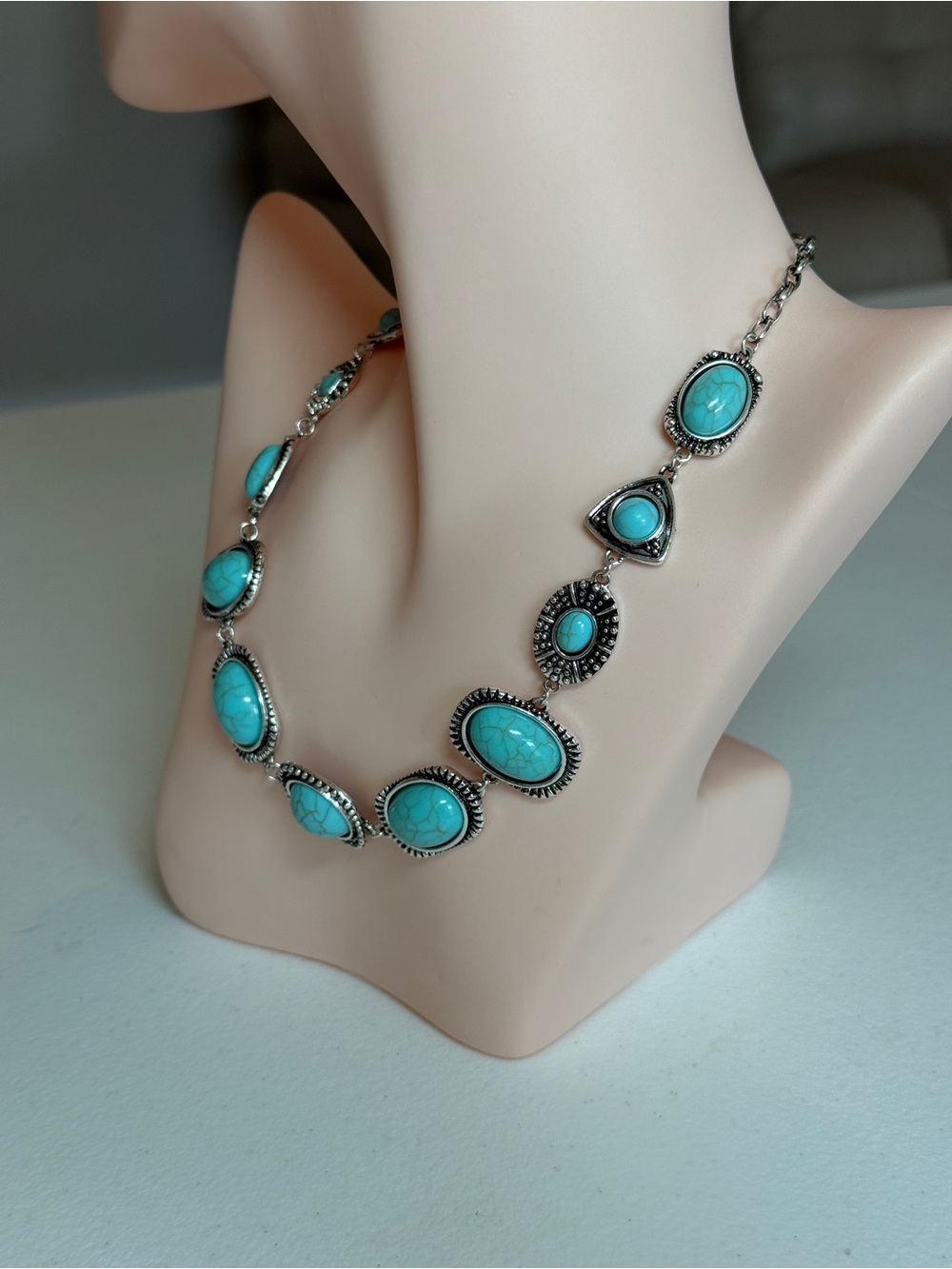Western Turquoise Stone Silver Necklace - Picture 7 of 11